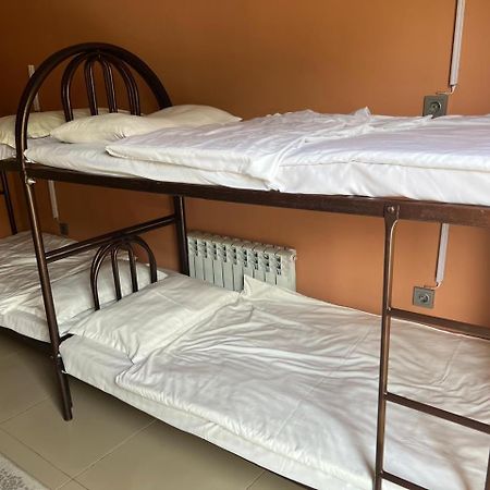 L'Ami Hostel Bel'bulak Екстериор снимка