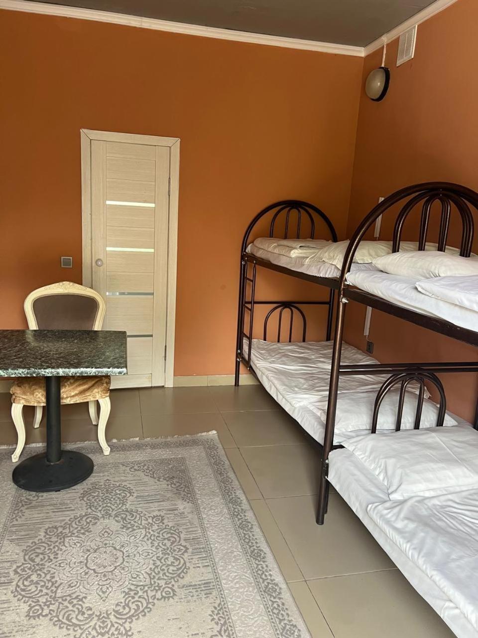 L'Ami Hostel Bel'bulak Екстериор снимка