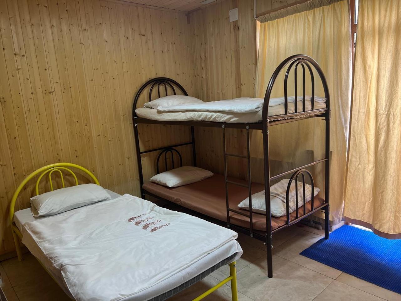 L'Ami Hostel Bel'bulak Екстериор снимка